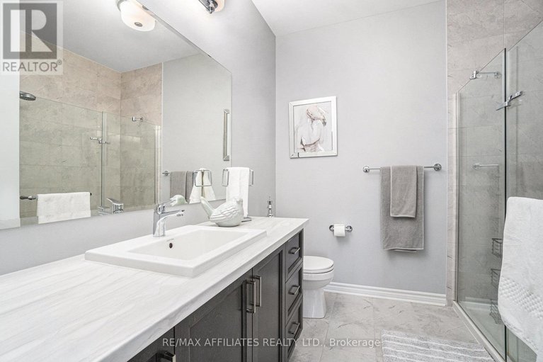 28981202/812-tewin-circle/camelot/ottawa/ontario/K4A1K3_17