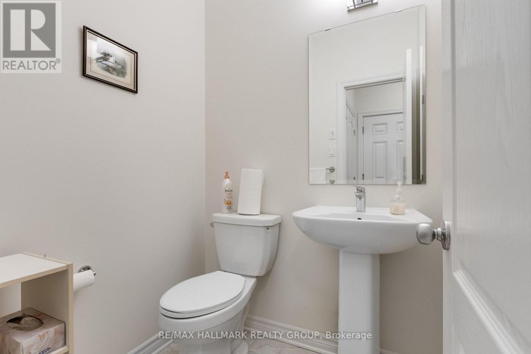 29281423/66-kayenta-street/remainder-of-stittsville-area/ottawa/ontario/K2S2K7_7