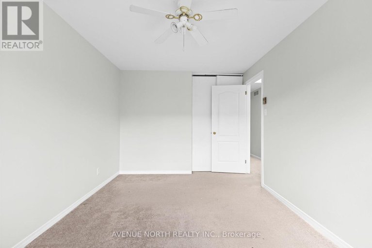 28468881/23-45-wrenwood-crescent/centrepointe/ottawa/ontario/K2G5V4_30