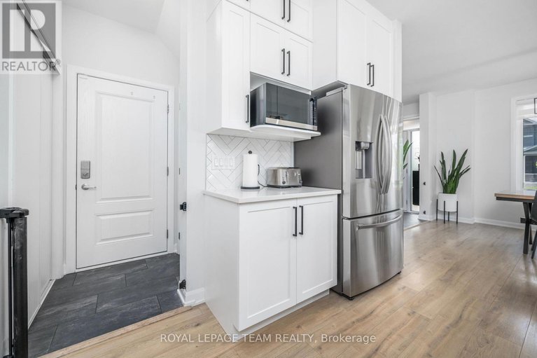 28663804/792-cappamore-drive/half-moon-bay/ottawa/ontario/K2J6V6_14
