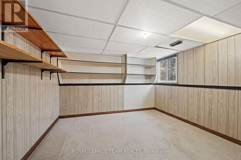 29455651/5329-driscoll-drive/manotick-long-island-nicholls-island/ottawa/ontario/K4M1E3_32