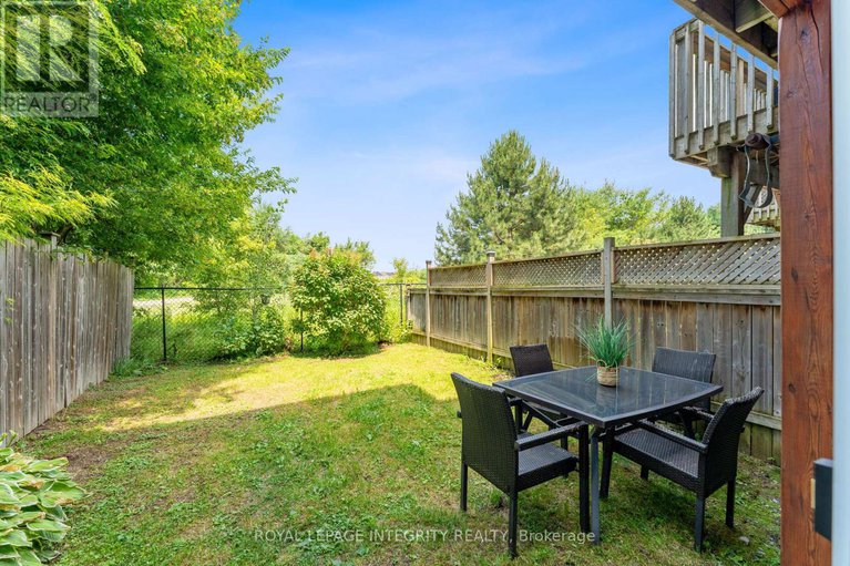28700668/258-catamount-court/emerald-meadowstrailwest/ottawa/ontario/K2M0A9_25