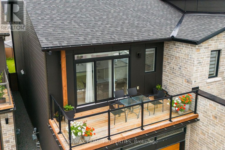28583429/720-fenwick-way/stonebridge/ottawa/ontario/K2J7E2_46