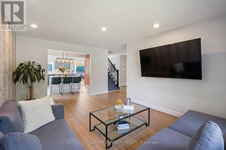 28757000/1709-caminiti-crescent/fallingbrookpineridge/ottawa/ontario/K4A1M2_7