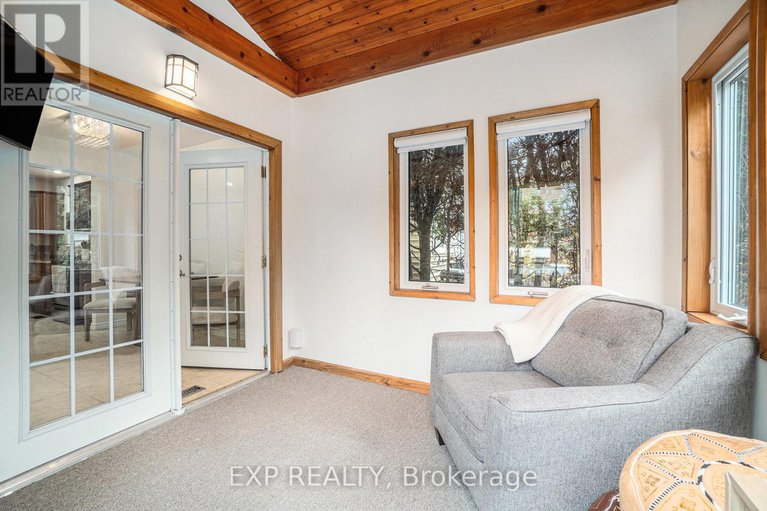 28430492/5-benlark-road/on-the-green/ottawa/ontario/K2J2L5_17