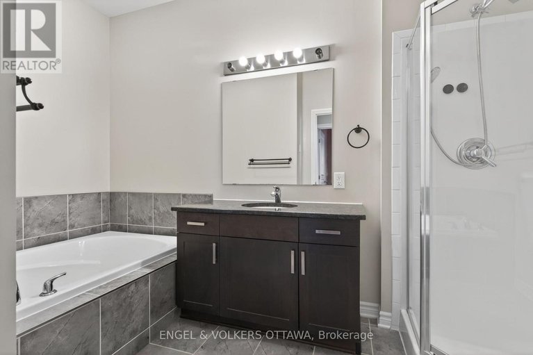 29680686/52-119-poplin-street/riverside-southgloucester-glen/ottawa/ontario/K4M0G7_21