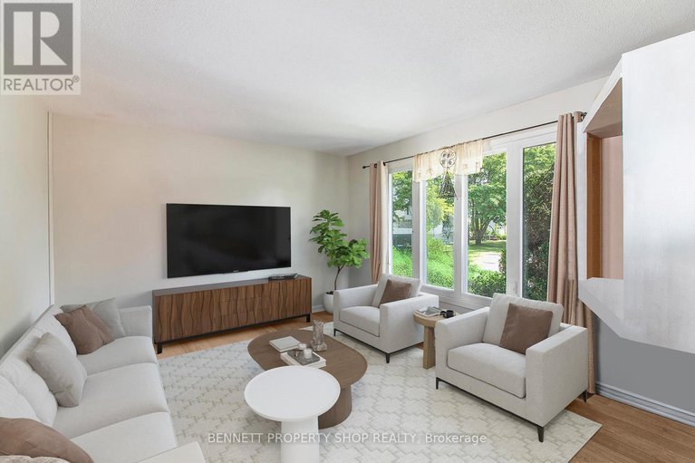 28781613/303-gleneagles-avenue/bilberry-creekqueenswood-heights/ottawa/ontario/K1E1L7_2