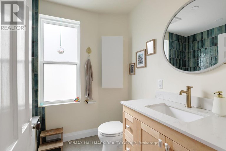 28805291/8-elm-street/west-centre-town/ottawa/ontario/K1R6N1_20