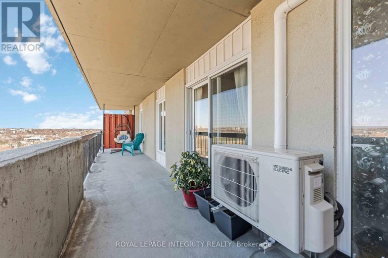 29650529/1506-158-b-mcarthur-avenue/vanier/ottawa/ontario/K1L8C9_25