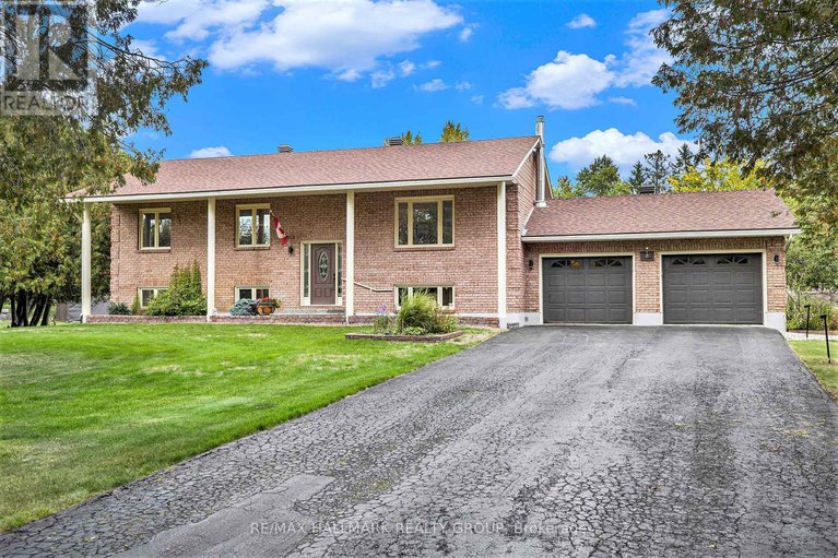28888050/115-delaney-drive/huntley-ward-south-west/ottawa/ontario/K0A1L0_1