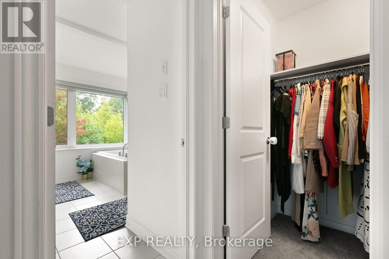 28779457/1010-eider-street/riverside-southgloucester-glen/ottawa/ontario/K4M0P5_28