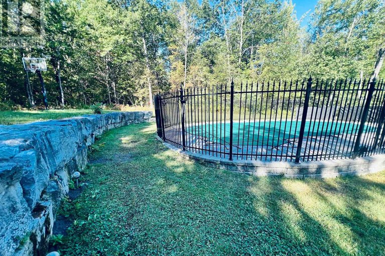 29535479/461-john-aselford-drive/huntley-ward-north-east/ottawa/ontario/K2W1A8_33