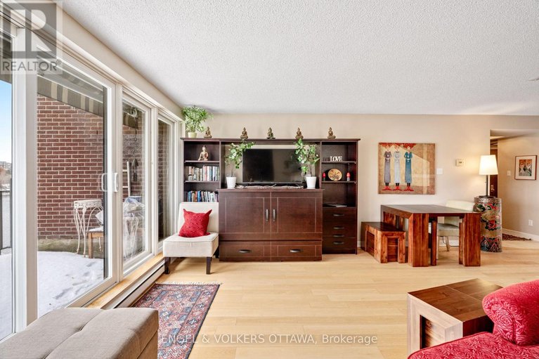 29514984/103-555-wilbrod-street/sandy-hill/ottawa/ontario/K1N5R4_9