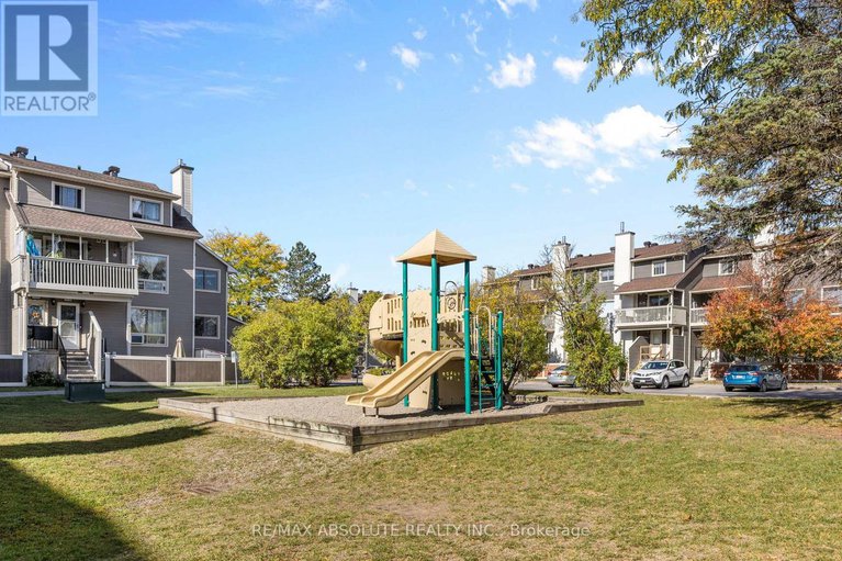 28995310/73b-750-st-andre-drive/hiawatha-parkconvent-glen/ottawa/ontario/K1C4R8_22