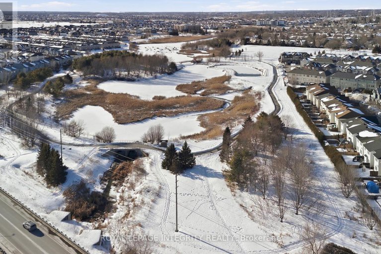 29420692/356-hillsboro-private/emerald-meadowstrailwest/ottawa/ontario/K2M3B1_27