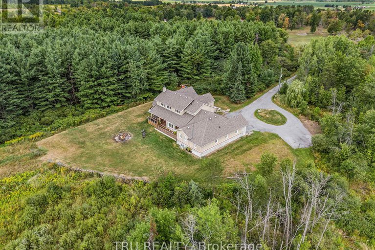 28764522/2465-marchurst-road/kanata-north-west/ottawa/ontario/K2W0H2_46