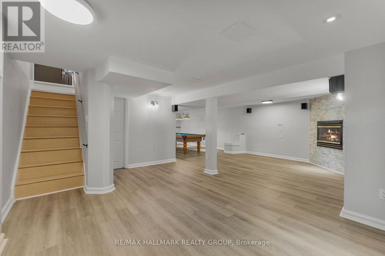 29161672/942-elsett-drive/elmvale-acresurbandale/ottawa/ontario/K1G2S9_31