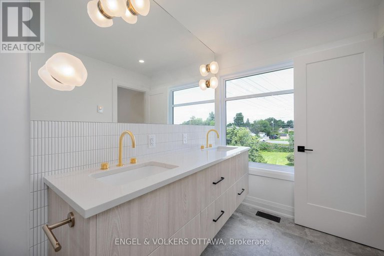 28265491/a-75-granton-avenue/meadowlandsst-claire-gardens/ottawa/ontario/K2G1W9_20