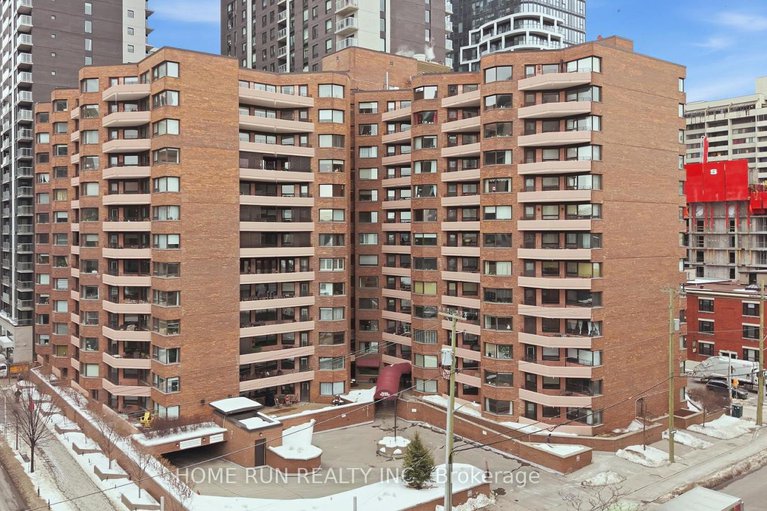 29392082/104-151-bay-street/ottawa-centre/ottawa/ontario/K1R7T2_38