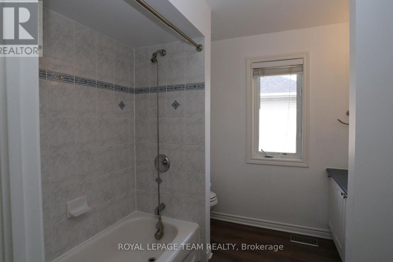 28738556/78-friendly-crescent/stittsville-south/ottawa/ontario/K2S2B5_34