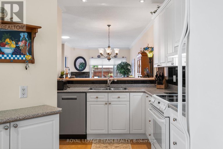 28475443/25-trump-avenue/central-park/ottawa/ontario/K2C4A7_10