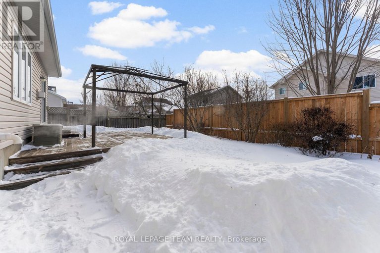 29346169/13-melville-road/arnprior/arnprior/ontario/K7S3Z8_45