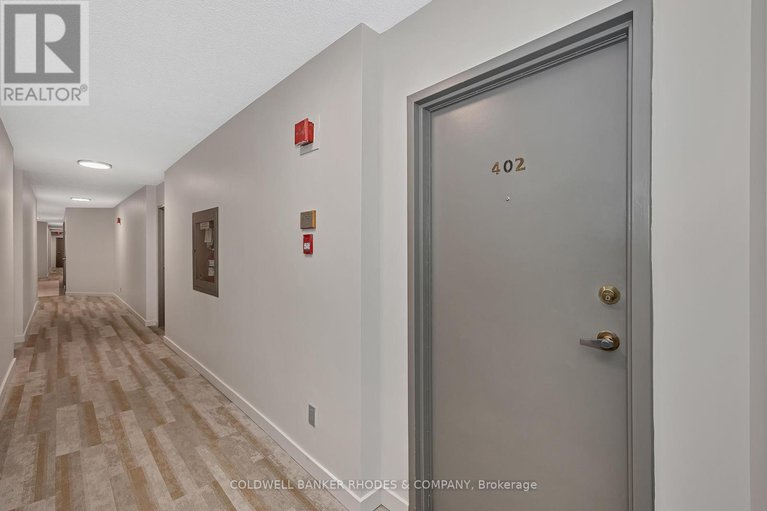 29014884/402-60-mcleod-street/ottawa-centregolden-triangle/ottawa/ontario/K2P2G1_4