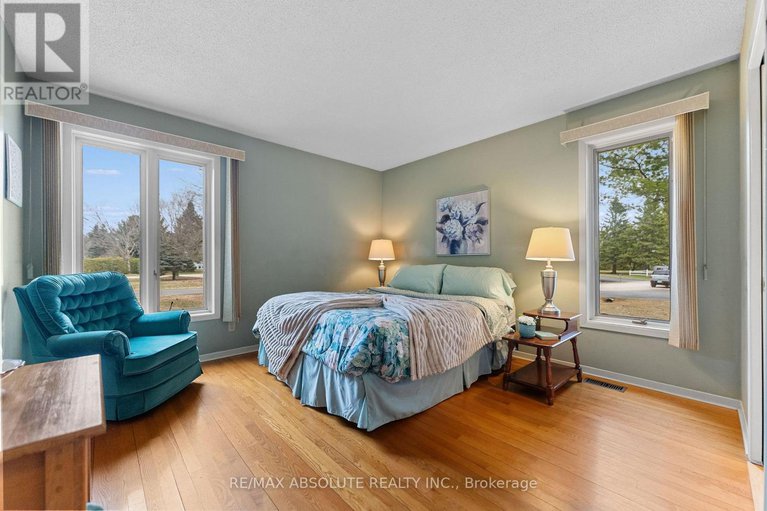 28683139/33-old-orchard-lane/mcnabbraeside-twps/mcnabbraeside/ontario/K7S3T3_20