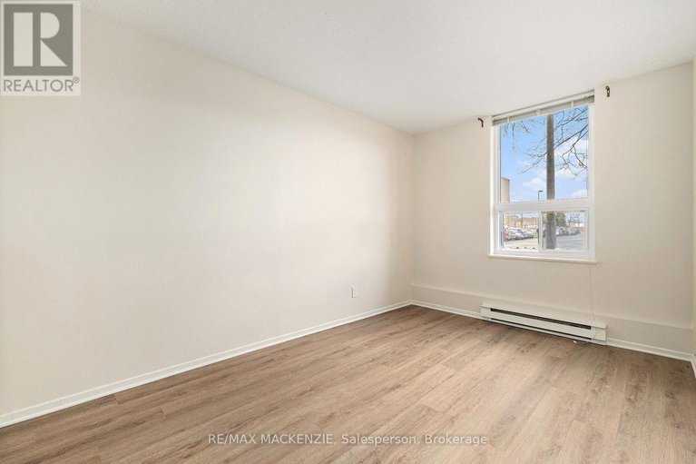 28692050/101-50-emmerson-avenue/mechanicsville/ottawa/ontario/K1Y4P7_18