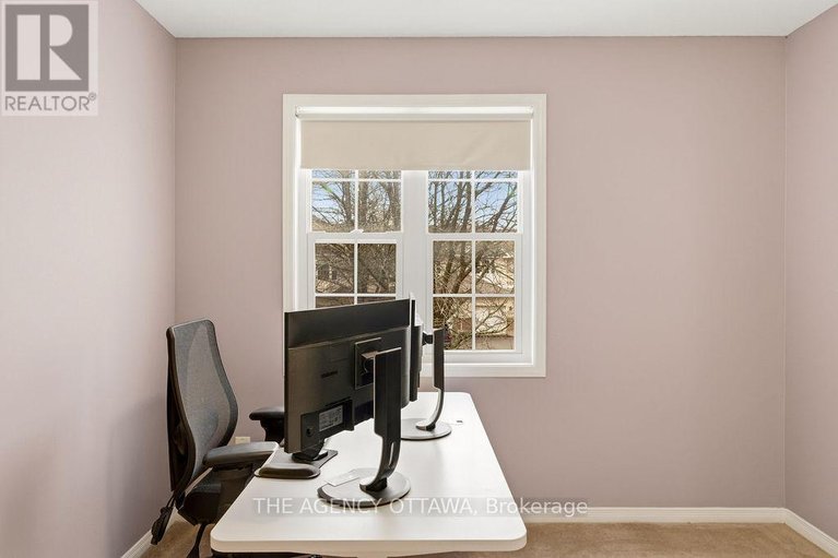 29552737/555-aberfoyle-circle/morgans-grantsouth-march/ottawa/ontario/K2K3R4_33