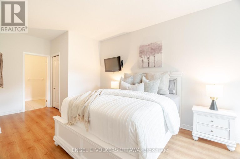 29045611/60-sable-run-drive/stittsville-central/ottawa/ontario/K2S1W7_17