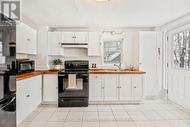 29306612/477-booth-street/west-centre-town/ottawa/ontario/K1R7L1_11