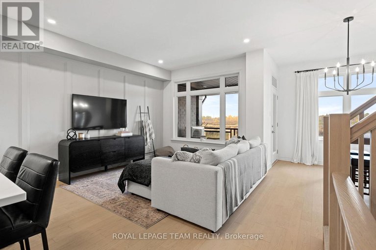 29015602/14-verglas-lane/mer-bleuebradley-estatesanderson-park/ottawa/ontario/K1W0P5_11