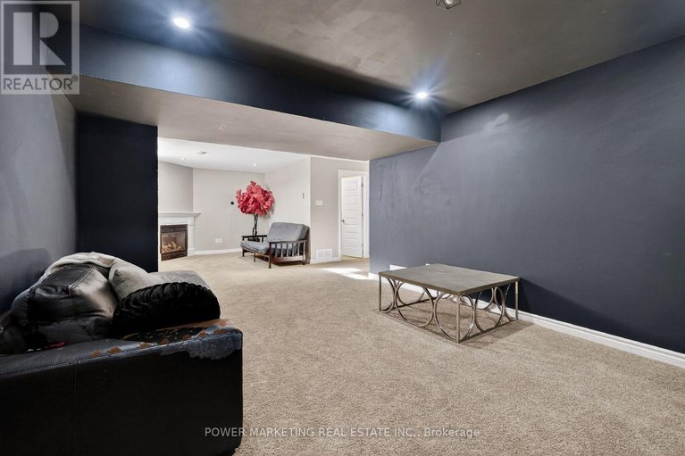 29373652/483-ruby-street/clarencerockland-twp/clarence-rockland/ontario/K4K0H5_45