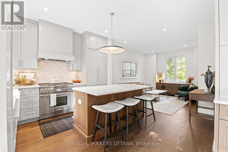 28904185/872-iroquois-road/mckellar-heightsglabar-park/ottawa/ontario/K2A3N2_14