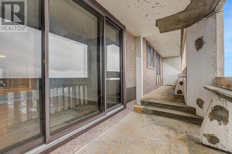 29621627/1609-415-greenview-avenue/britannia/ottawa/ontario/K2B8G5_32