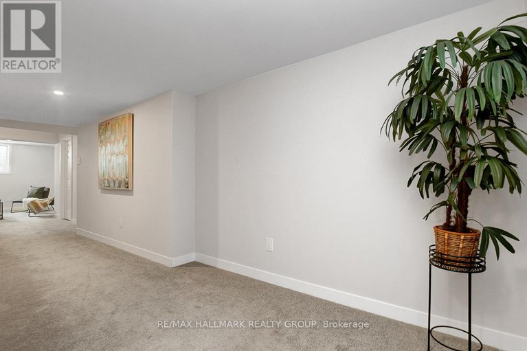 28931409/610-fenwick-way/stonebridge/ottawa/ontario/K2J7E5_32