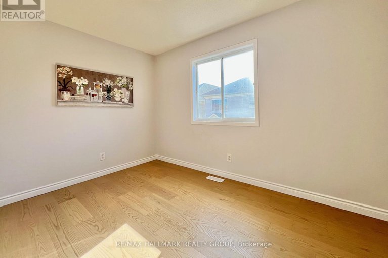 28929398/4-valemont-st-street/barrhaven-east/ottawa/ontario/K2G6W2_22
