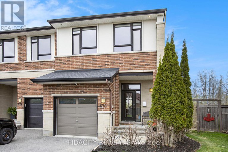 28286993/670-whitecliffs-avenue/riverside-south/ottawa/ontario/K1V2N4_2