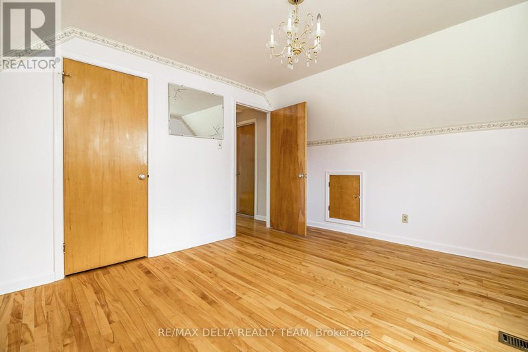 28513120/644-browning-avenue/riverview-park/ottawa/ontario/K1G0T9_15