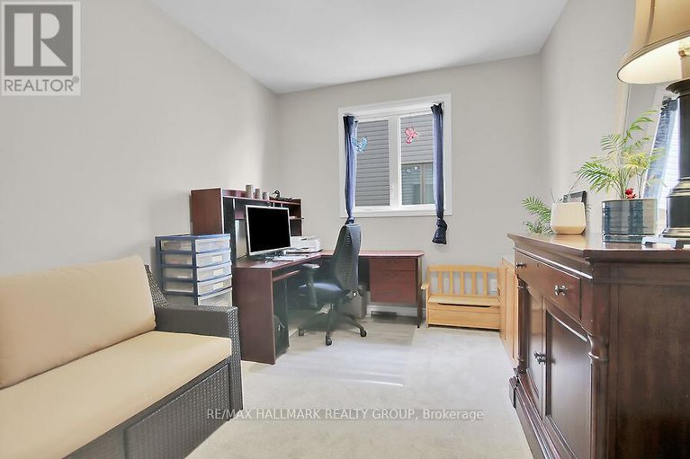 28384626/768-namur-street/embrun/russell/ontario/K0A1W0_4