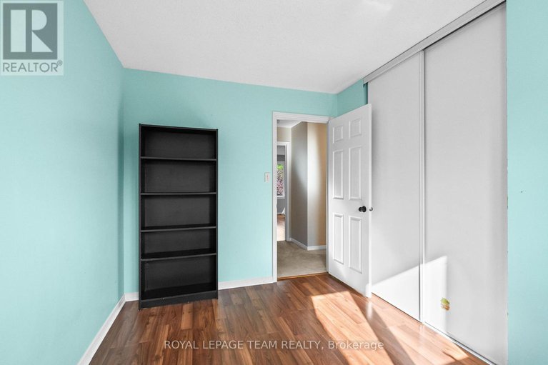 28867147/16-baton-court/katimavik/ottawa/ontario/K2L4C8_23