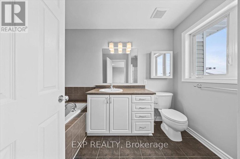 29173495/333-vienna-terrace/avalon-east/ottawa/ontario/K4A0J4_17