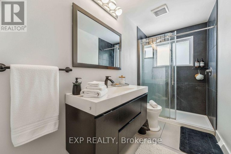 29339808/44-sherry-lane/manordale/ottawa/ontario/K2G3L8_5