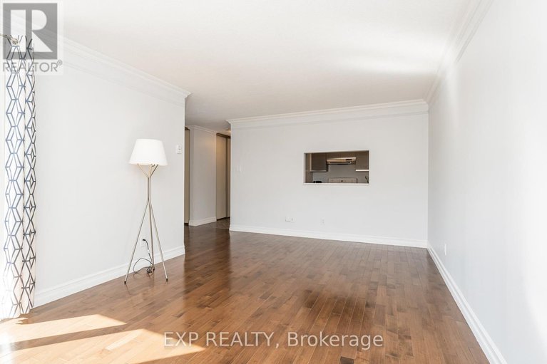 28936753/317-270-brittany-drive/viscount-alexander-park/ottawa/ontario/K1K4M3_9