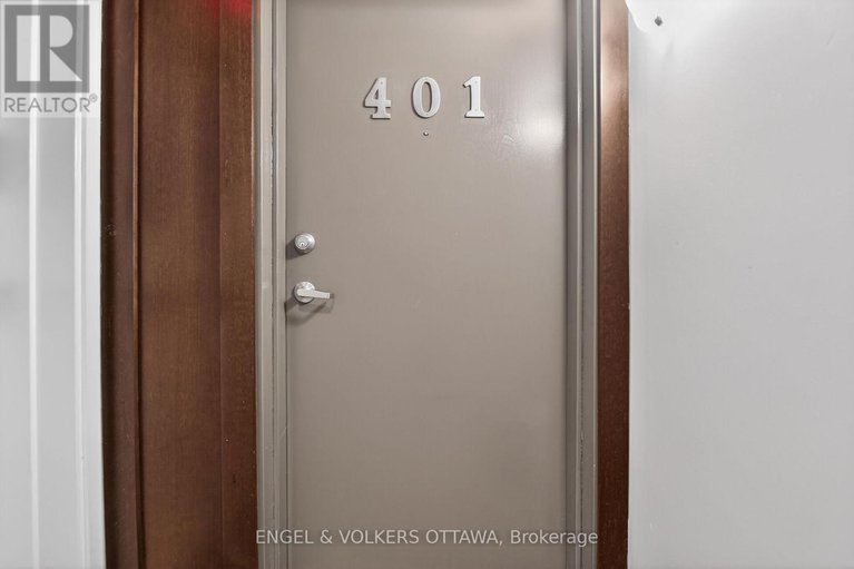 29310153/401-399-bayrose-drive-w/strandherd/ottawa/ontario/K2J5W3_3