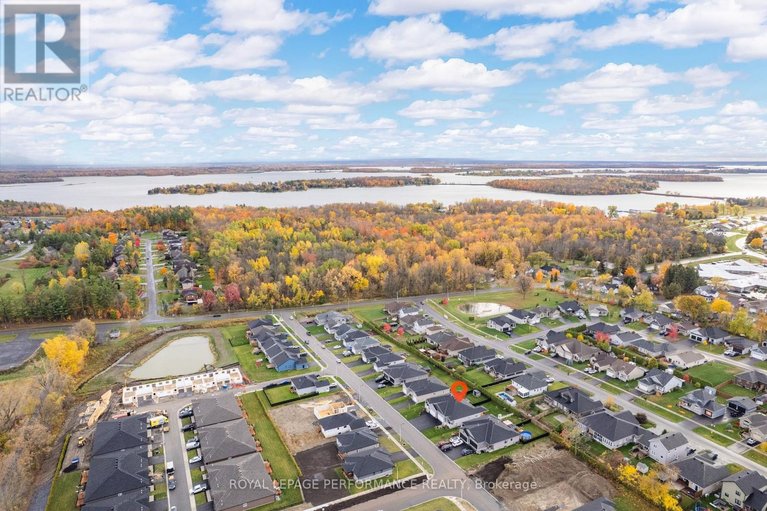 29626647/42-forrester-way/long-sault/south-stormont/ontario/K0C1P0_47