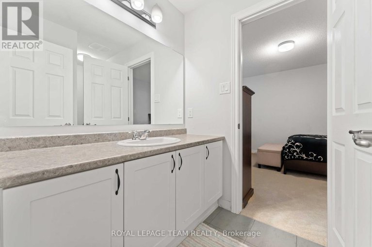28534405/612-rye-grass-way/half-moon-bay/ottawa/ontario/K2J6Z9_39