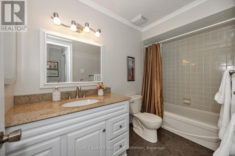 29245174/4-almond-lane/katimavik/ottawa/ontario/K2L3T2_24