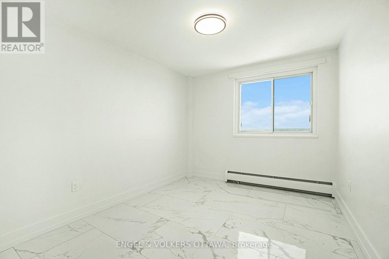 28051454/1309-915-elmsmere-road/beacon-hill-south/ottawa/ontario/K1J8H8_27